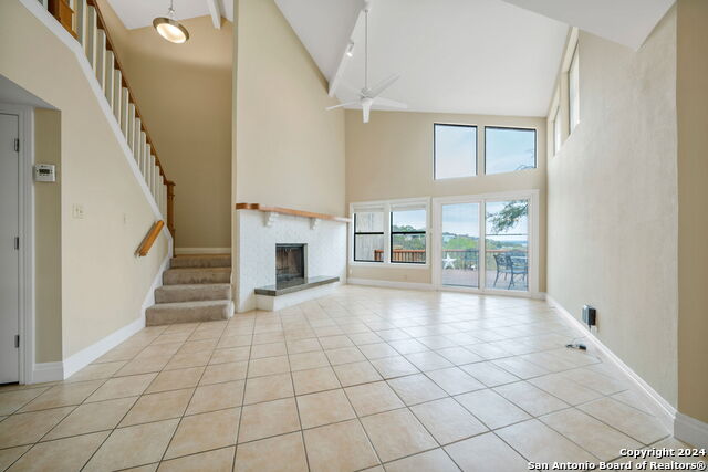 1043 Barbara Dr Property Photo 1