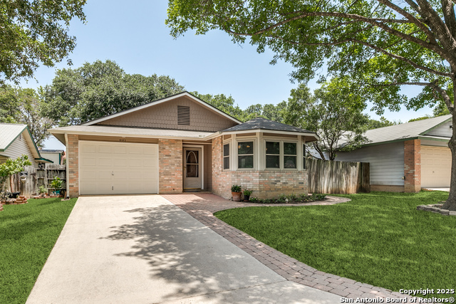 9351 Lands Point Property Photo 1