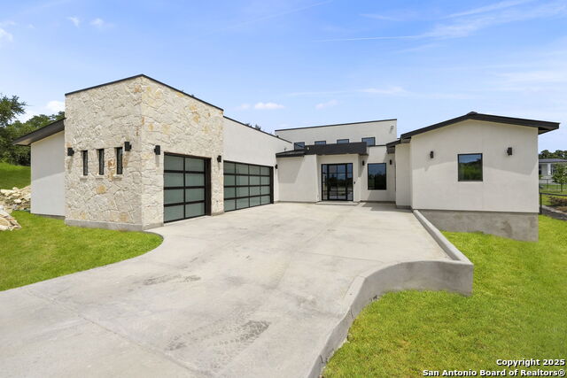 9847 Midsomer Pl Property Photo 1