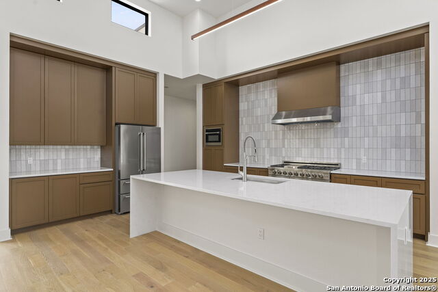 9847 Midsomer Pl Property Photo 16