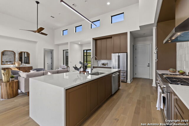 9847 Midsomer Pl Property Photo 19