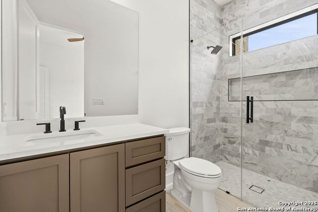 9847 Midsomer Pl Property Photo 31