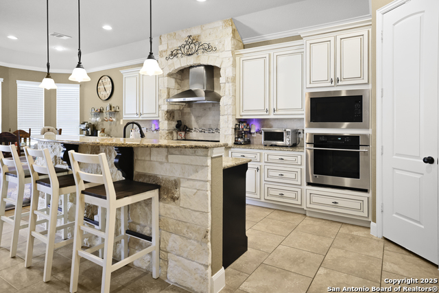 3843 Ox-eye Daisy Property Photo 1