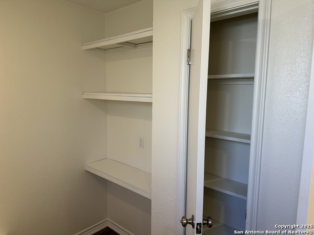 2616 El Camino Dr Property Photo 13