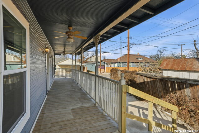 314 W Highland Property Photo 4