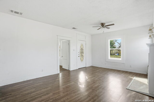 314 W Highland Property Photo 9
