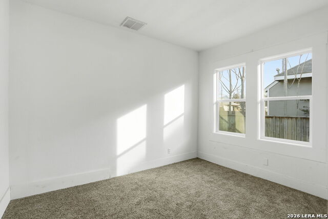 314 W Highland Property Photo 15