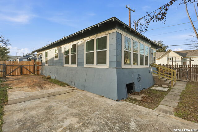 314 W Highland Property Photo 27