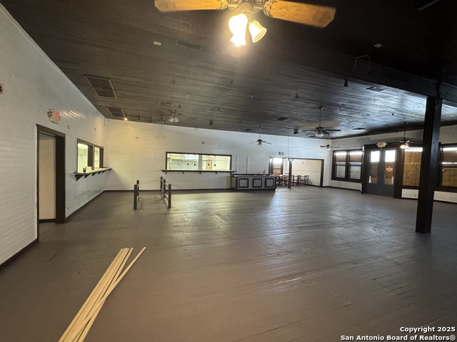 13525 Wetmore Property Photo 4