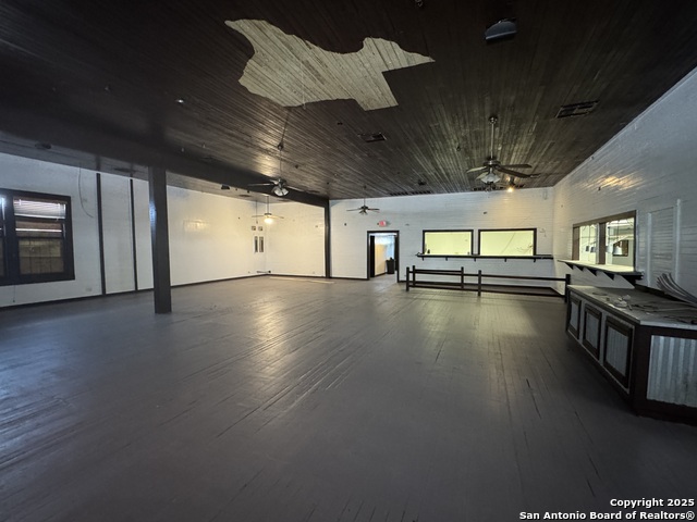 13525 Wetmore Property Photo 7