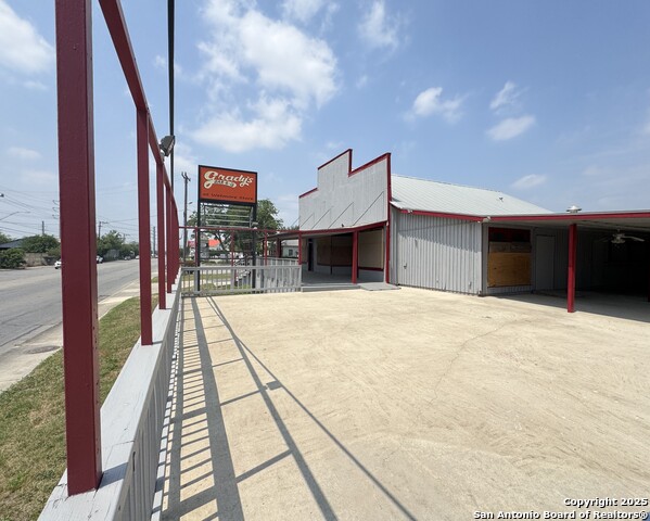 13525 Wetmore Property Photo 15