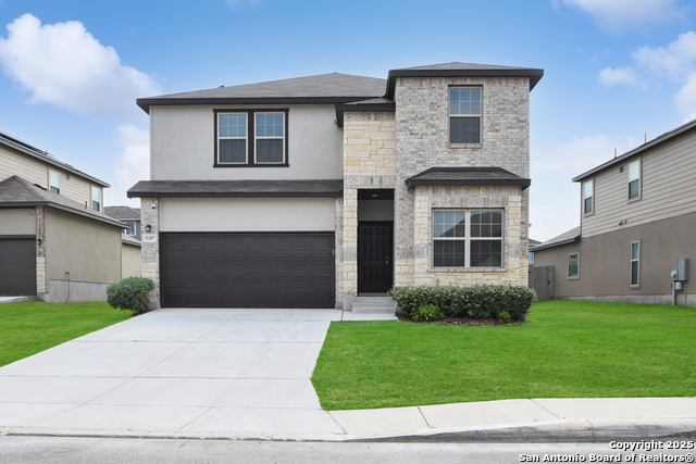 15207 Comanche Gard Property Photo 1