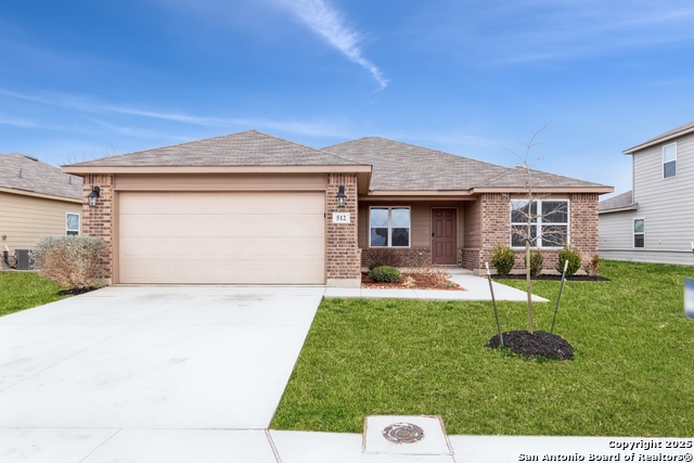 512 Long Leaf Property Photo 1