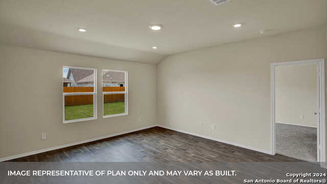 1042 Argonne Forest Property Photo 18