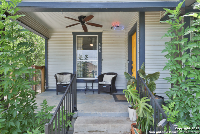 608 Kentucky Property Photo 1