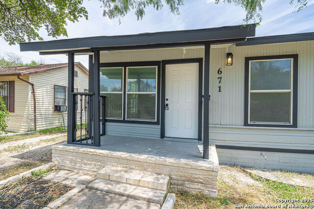 671 Kendalia Property Photo 1