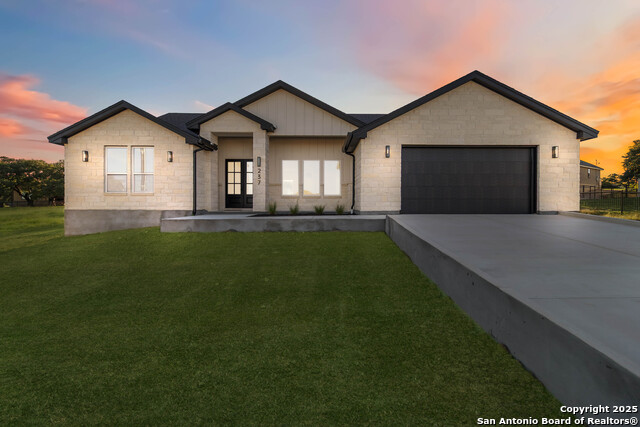 237 Peter Kleid Lp Property Photo 1