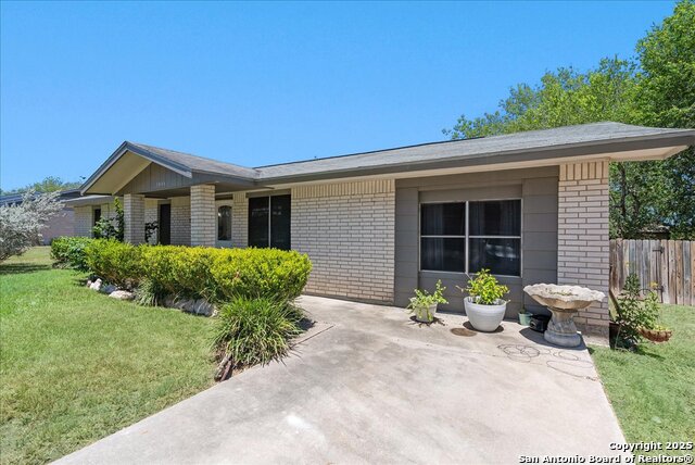 1304 Amy St Property Photo 1