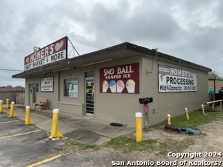720 E San Patricio Ave Property Photo 1