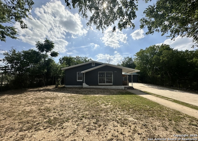 6301 W Us-90 Property Photo 2