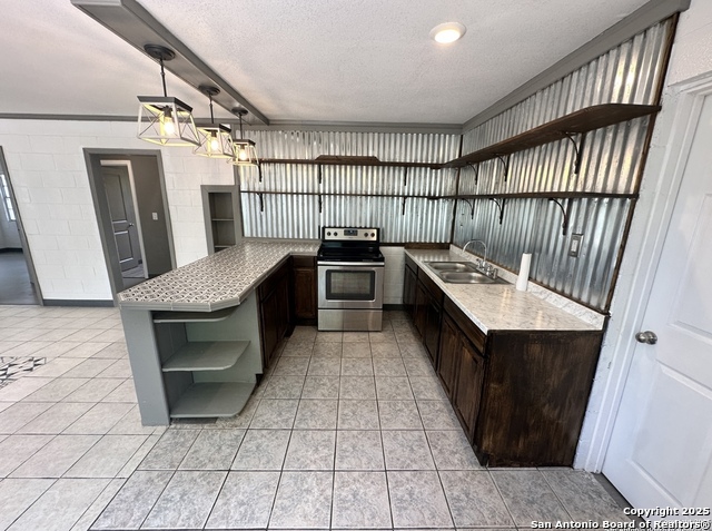 6301 W Us-90 Property Photo 5
