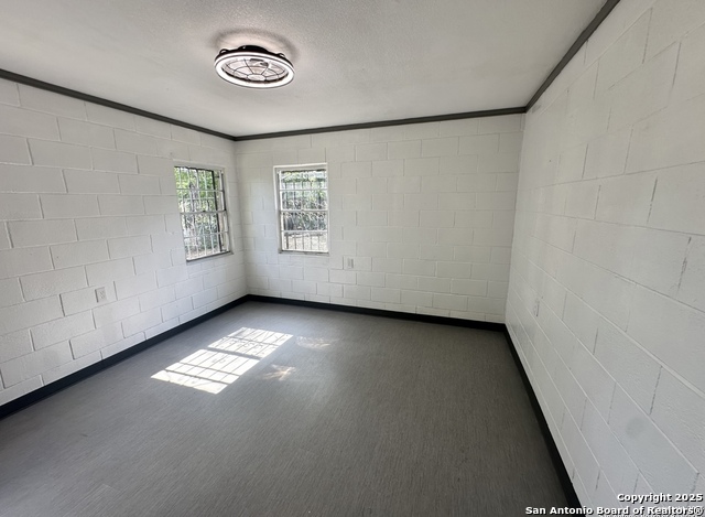 6301 W Us-90 Property Photo 10