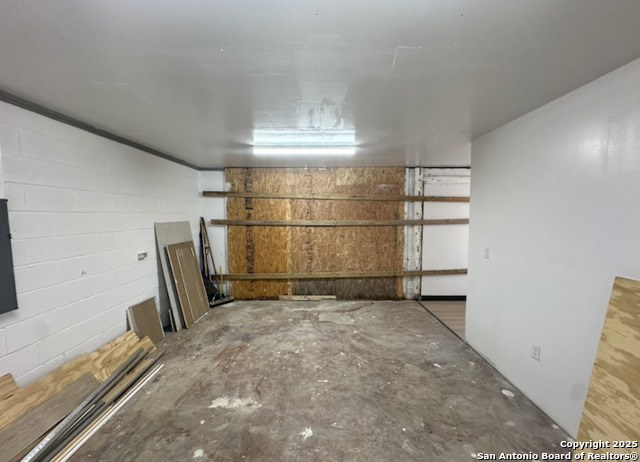 6301 W Us-90 Property Photo 25