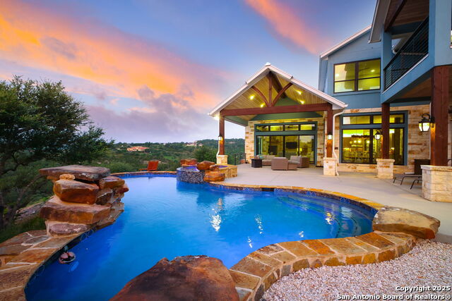 1023 Comanche Rdg Property Photo 1