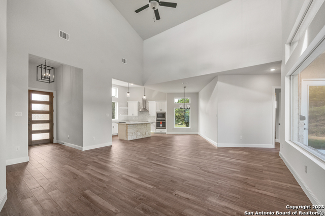 118 Cap Rock Property Photo 3