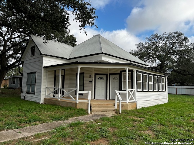 308 W Coker Property Photo 1