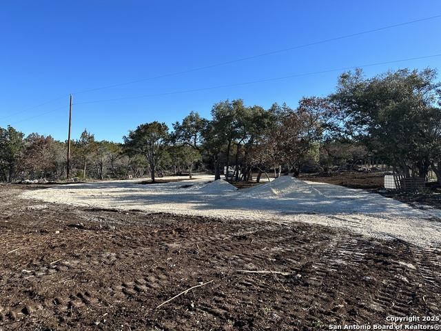 308 Elm Pass Property Photo 2