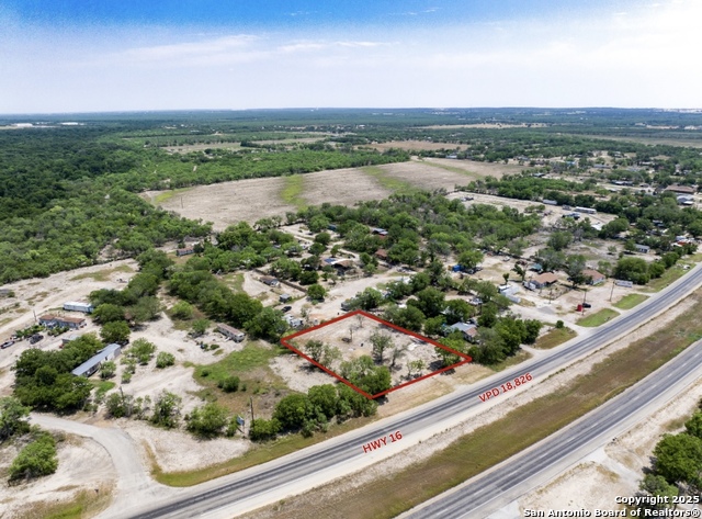 16790 State Hwy 16 S Property Photo 3