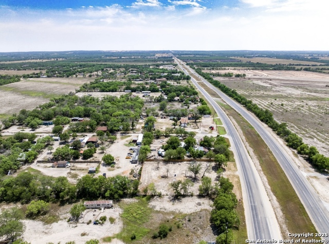 16790 State Hwy 16 S Property Photo 9