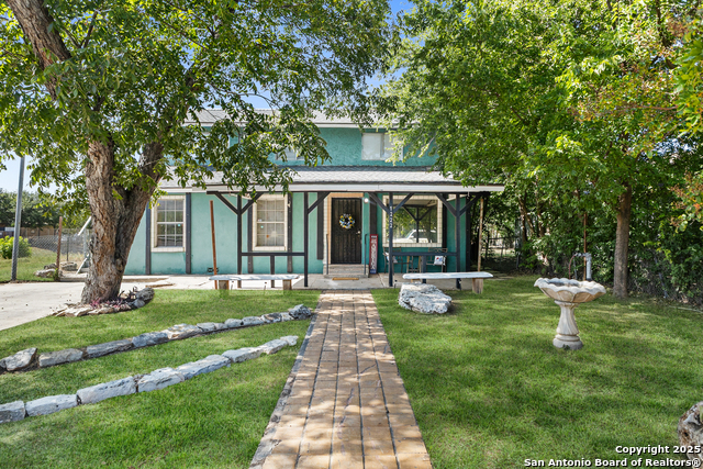 1222 W Harding Property Photo 1