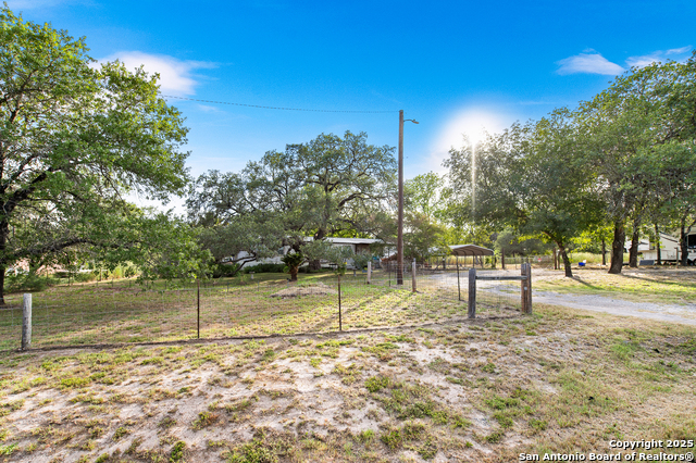 23805 Hackberry Point Property Photo 1