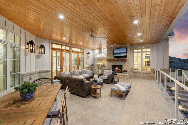 2231 Legends Parkway Property Photo 37