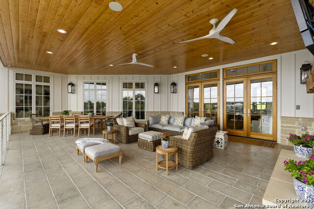 2231 Legends Parkway Property Photo 39