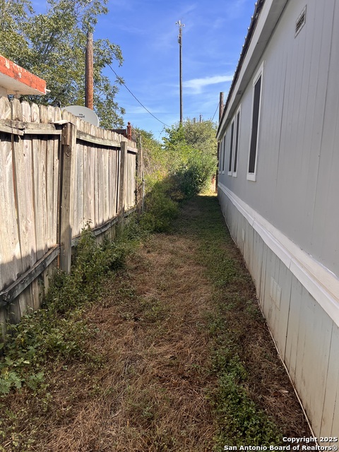 7614 Von Ormy Property Photo 4