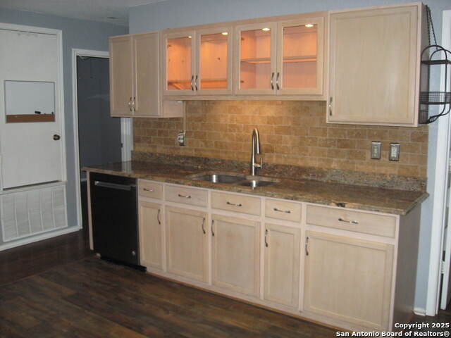 16131 Ike Lane Property Photo 12