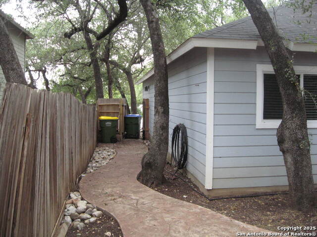 16131 Ike Lane Property Photo 35