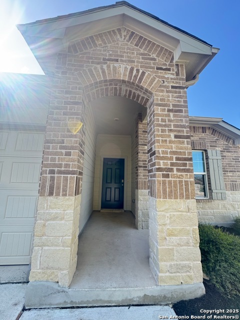 908 Adler Way Property Photo 1