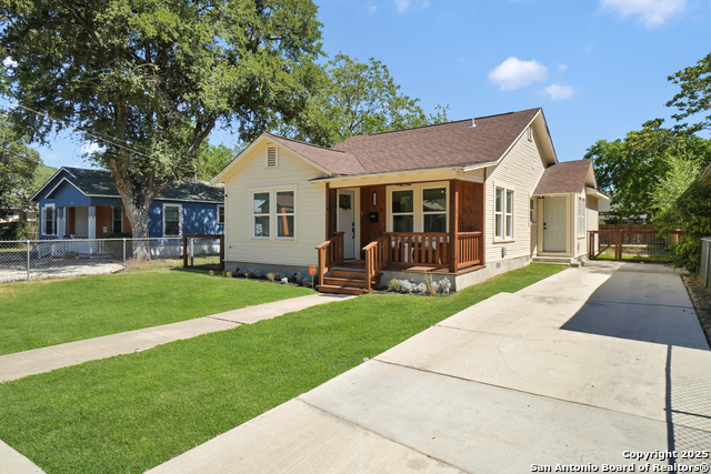 2205 Monterey Property Photo 2