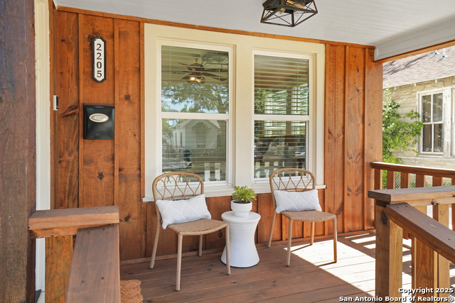 2205 Monterey Property Photo 4