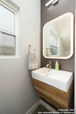 603 W Euclid Ave Property Photo 11