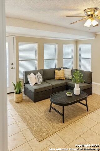 4000 Cypress Property Photo 17