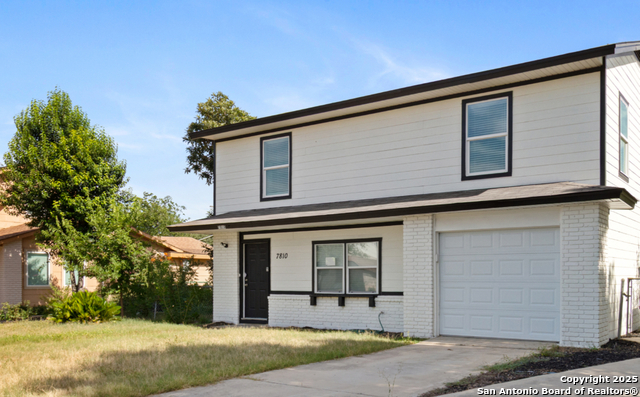7810 Hobble Property Photo 1