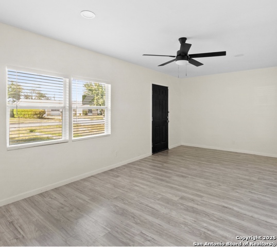 7810 Hobble Property Photo 3