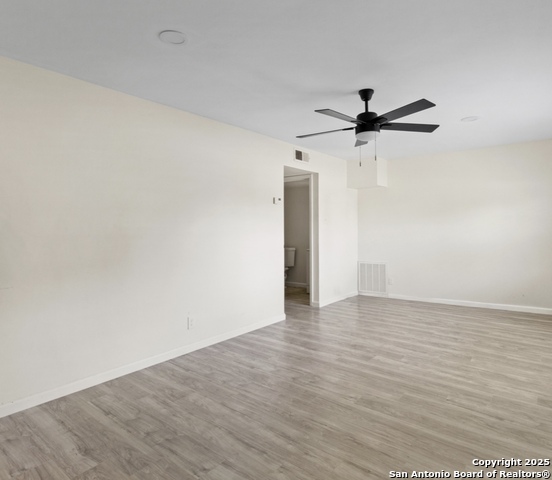 7810 Hobble Property Photo 4