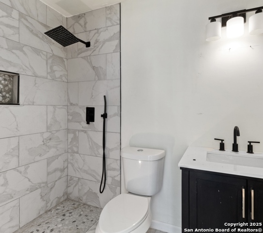7810 Hobble Property Photo 10