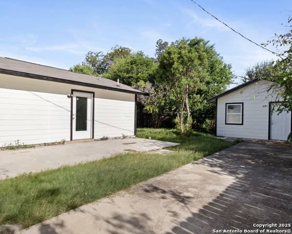 7810 Hobble Property Photo 22